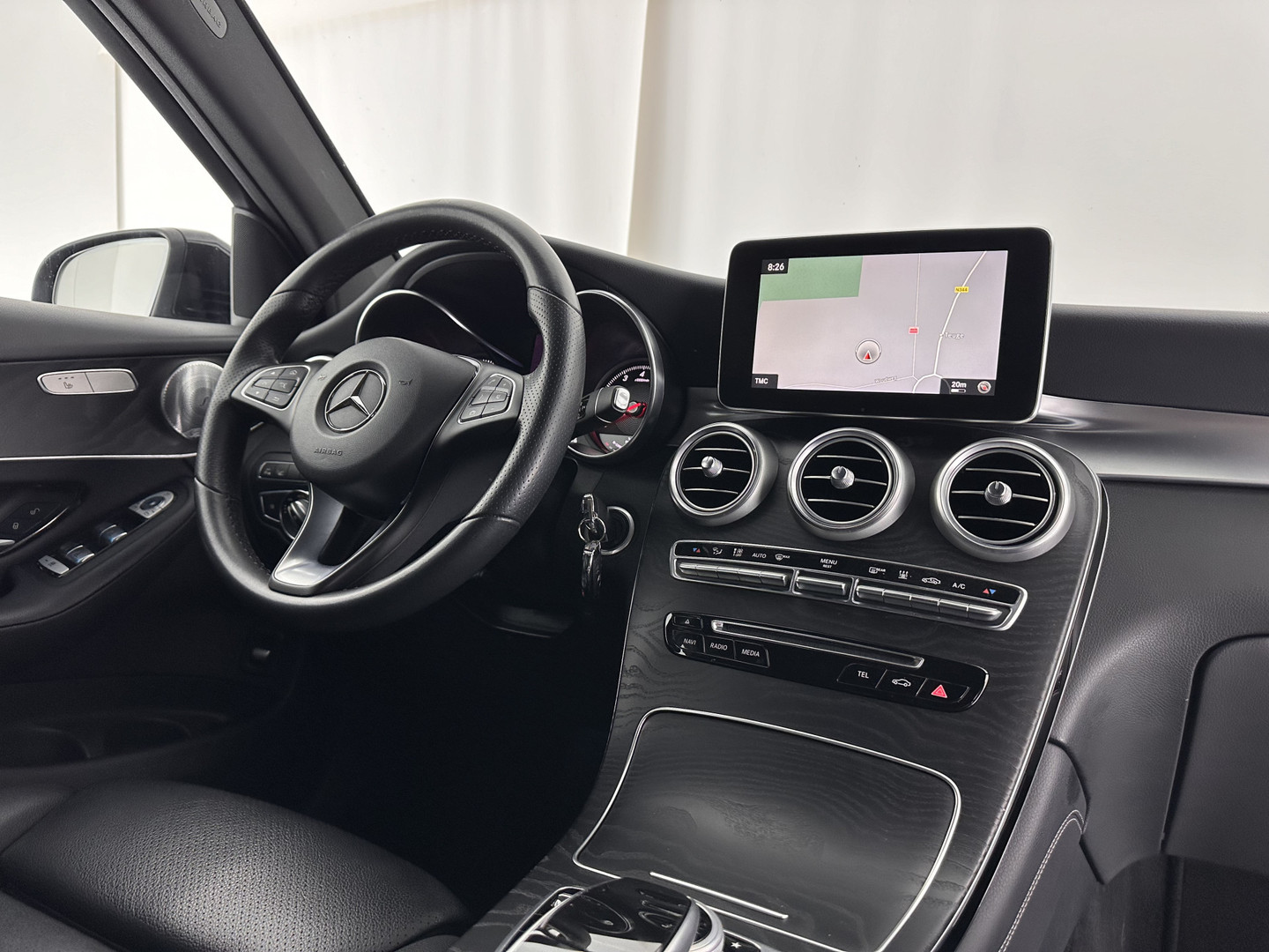 Mercedes-Benz Mercedes-Benz