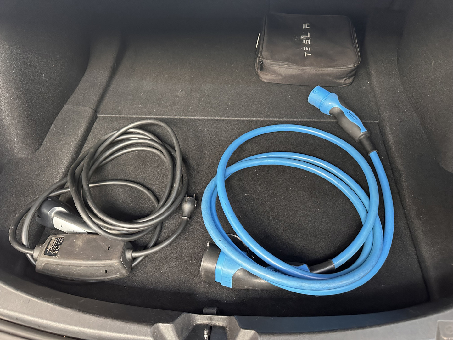 Tesla Tesla