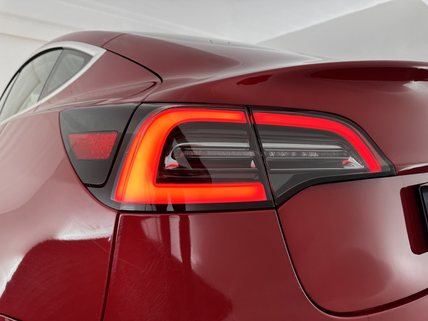 Tesla Tesla