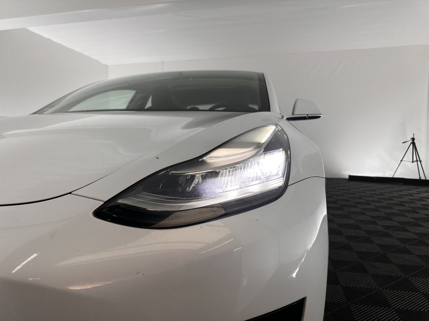 Tesla Tesla