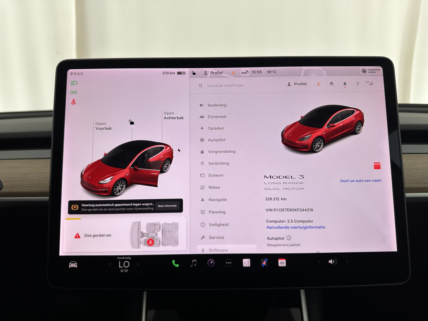 Tesla Tesla