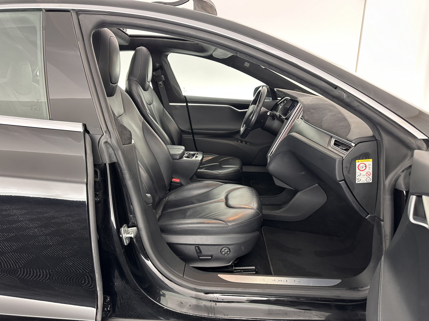 Tesla Tesla