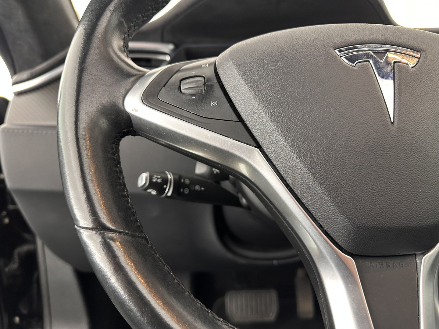 Tesla Tesla