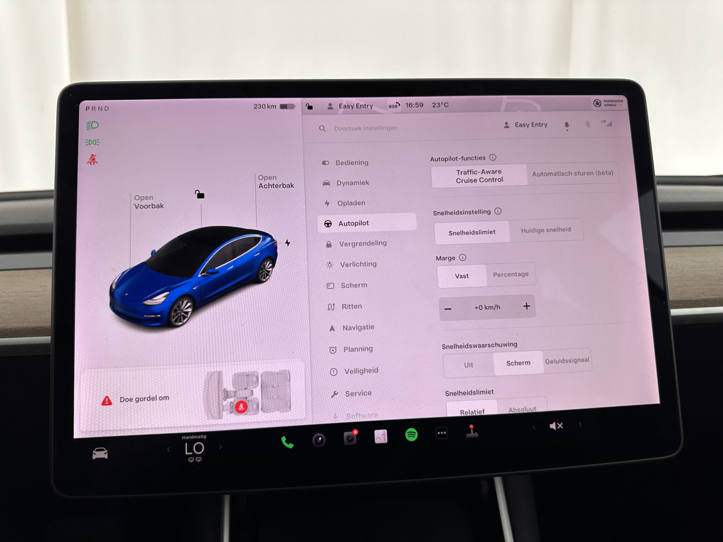 Tesla Tesla