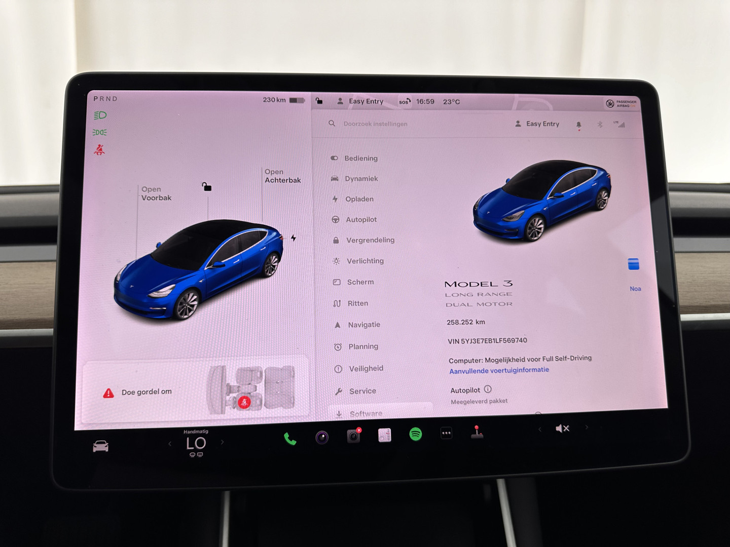 Tesla Tesla