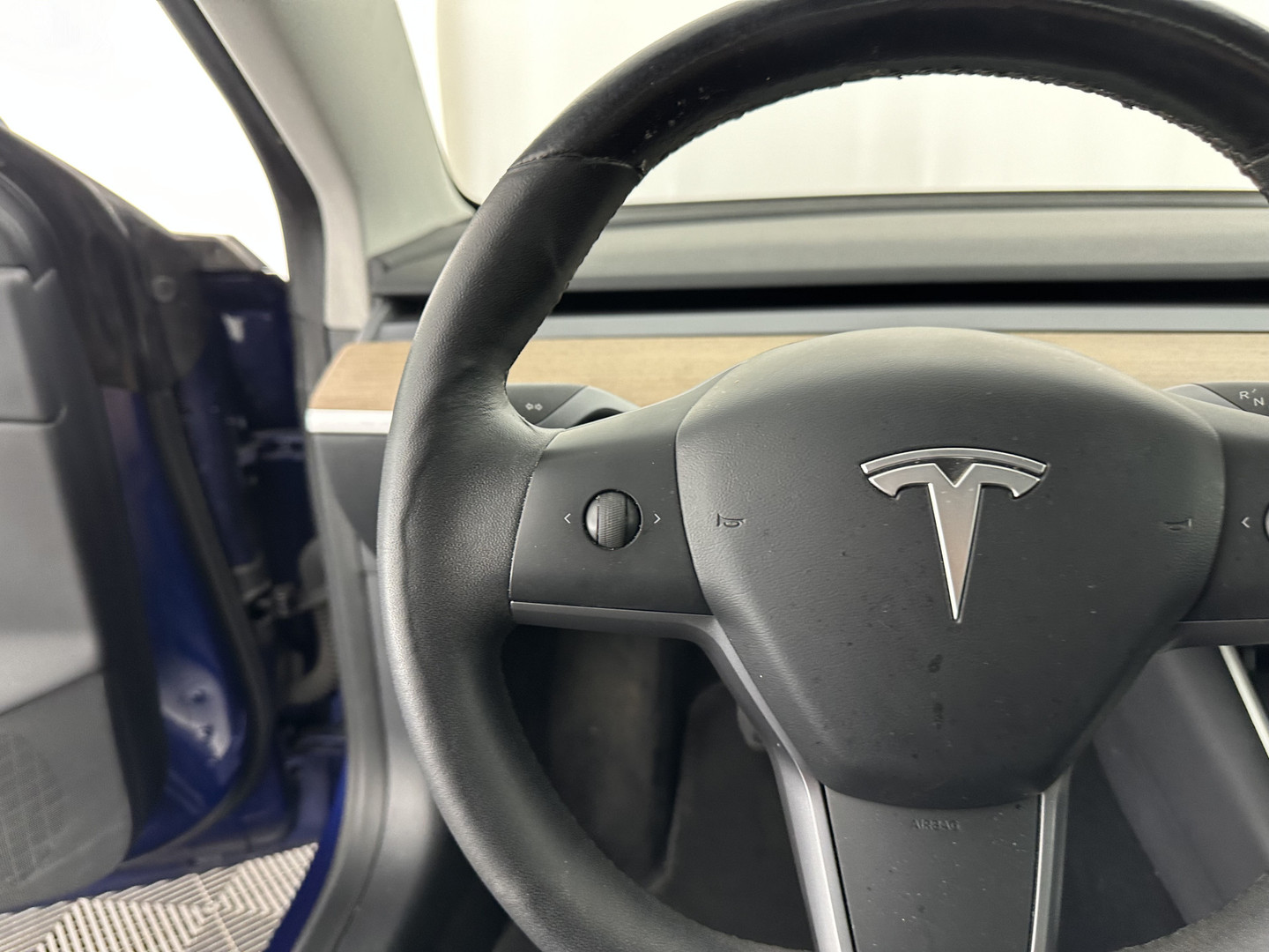 Tesla Tesla