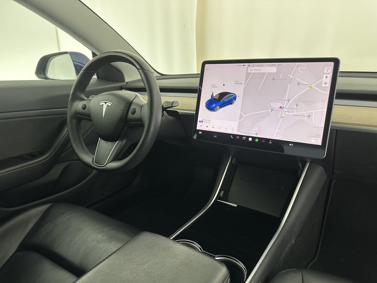 Tesla Tesla
