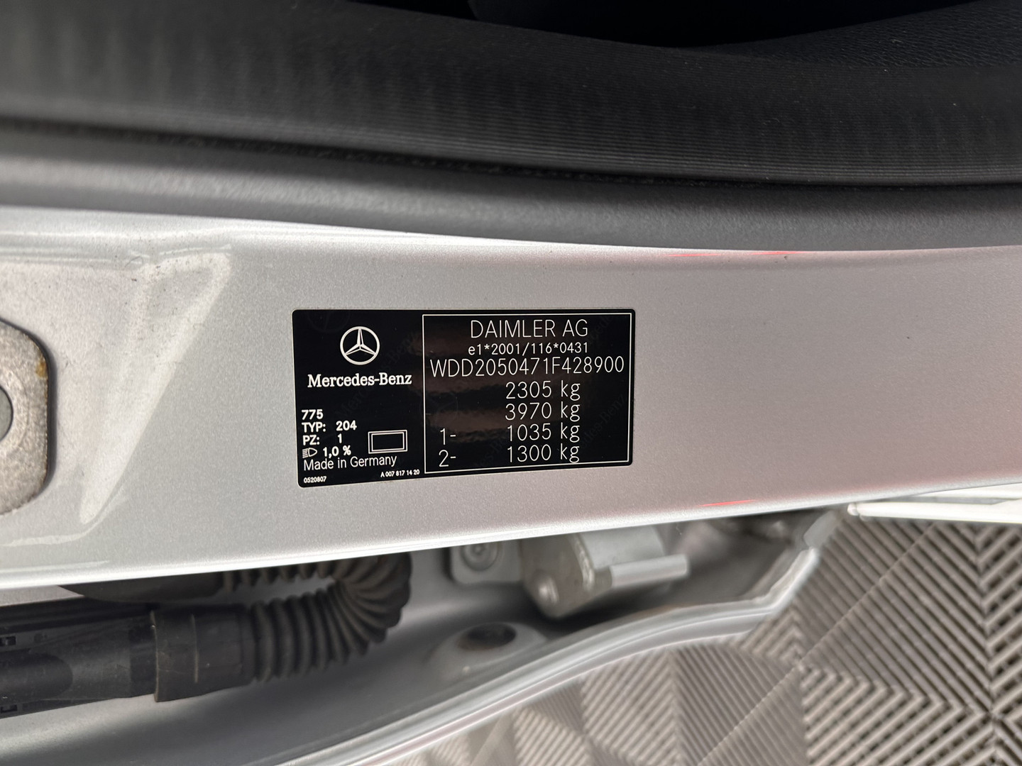 Mercedes-Benz Mercedes-Benz