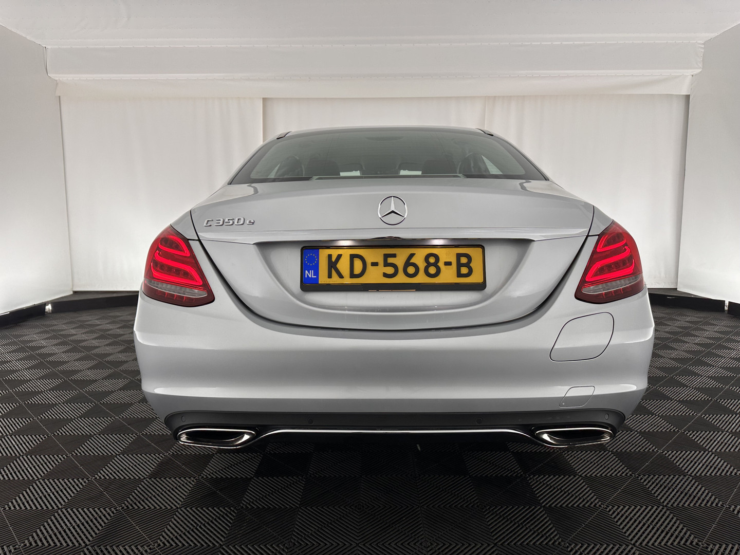 Mercedes-Benz Mercedes-Benz