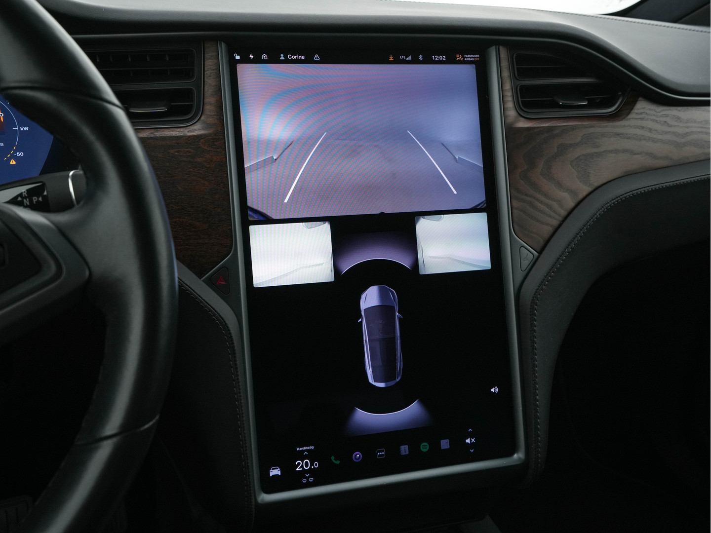 Tesla Tesla