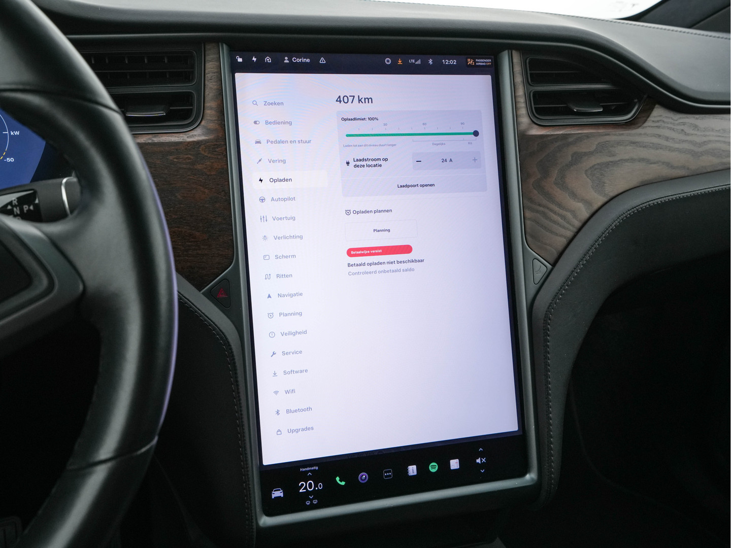 Tesla Tesla