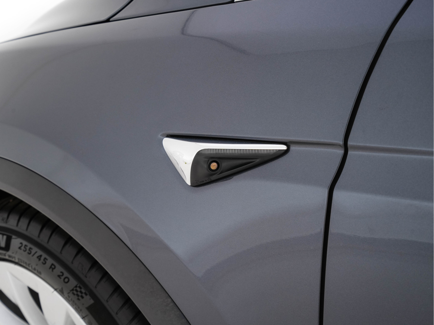 Tesla Tesla