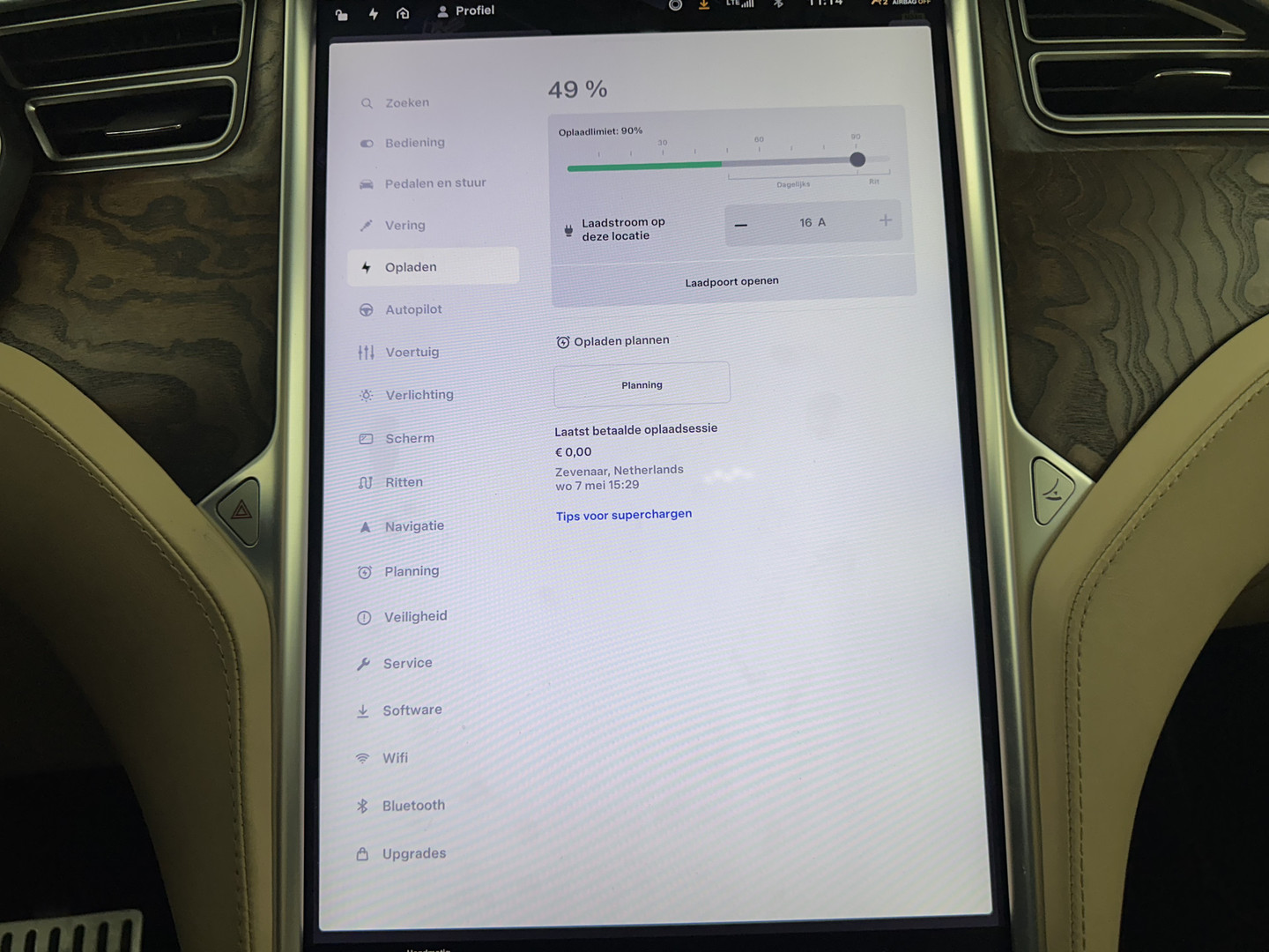 Tesla Tesla