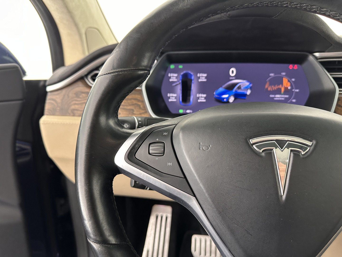 Tesla Tesla