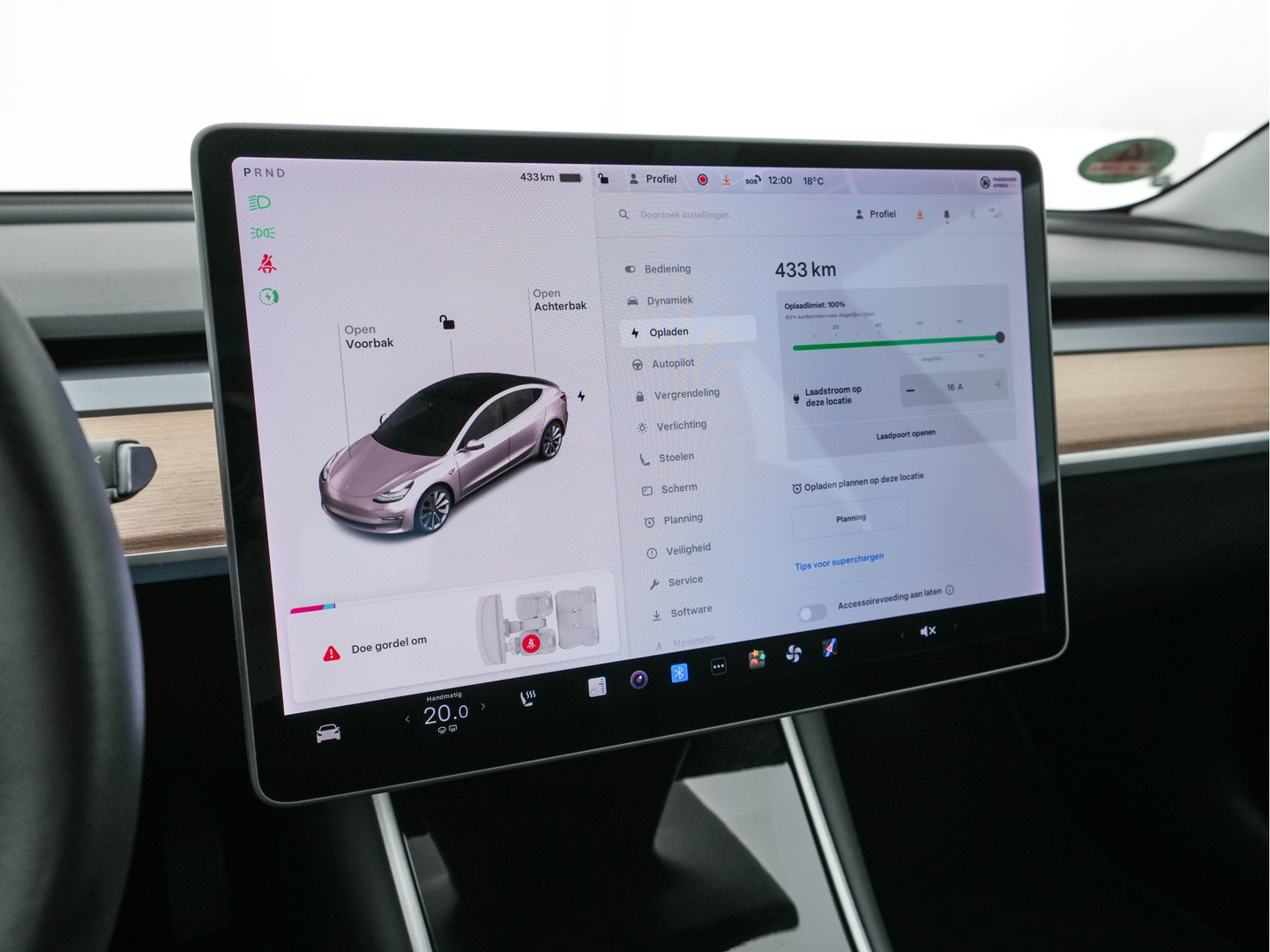 Tesla Tesla