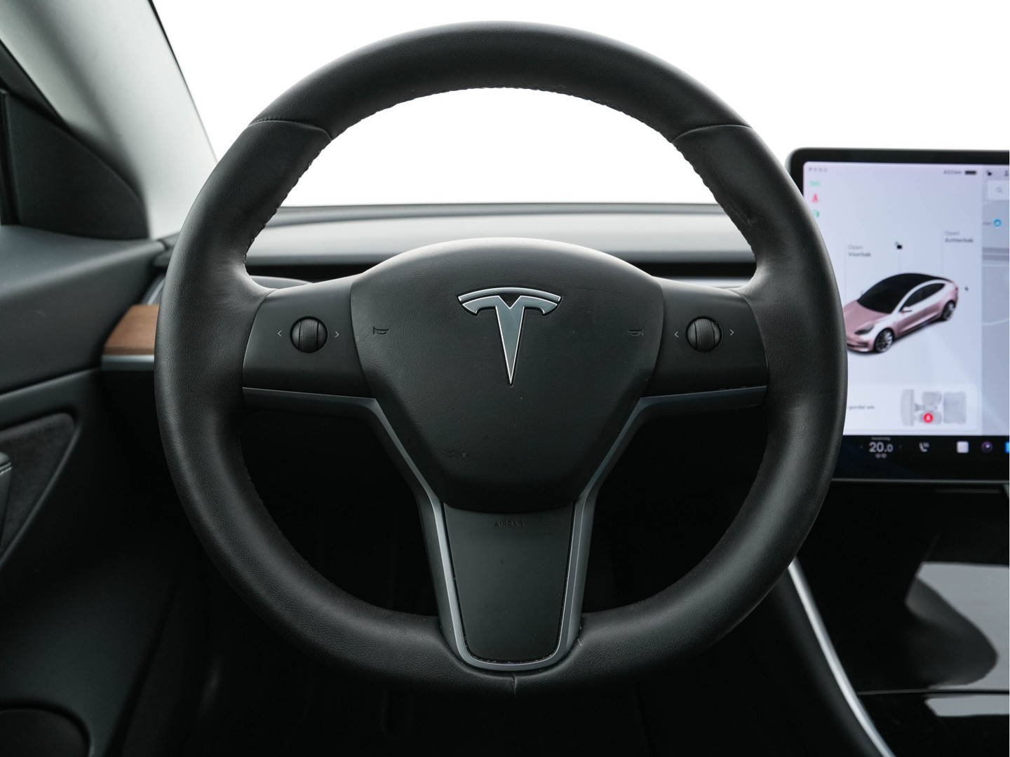 Tesla Tesla