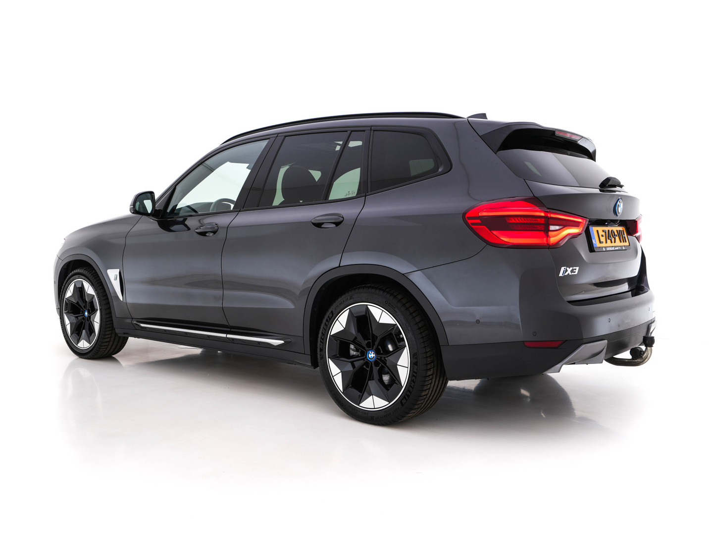 BMW BMW
