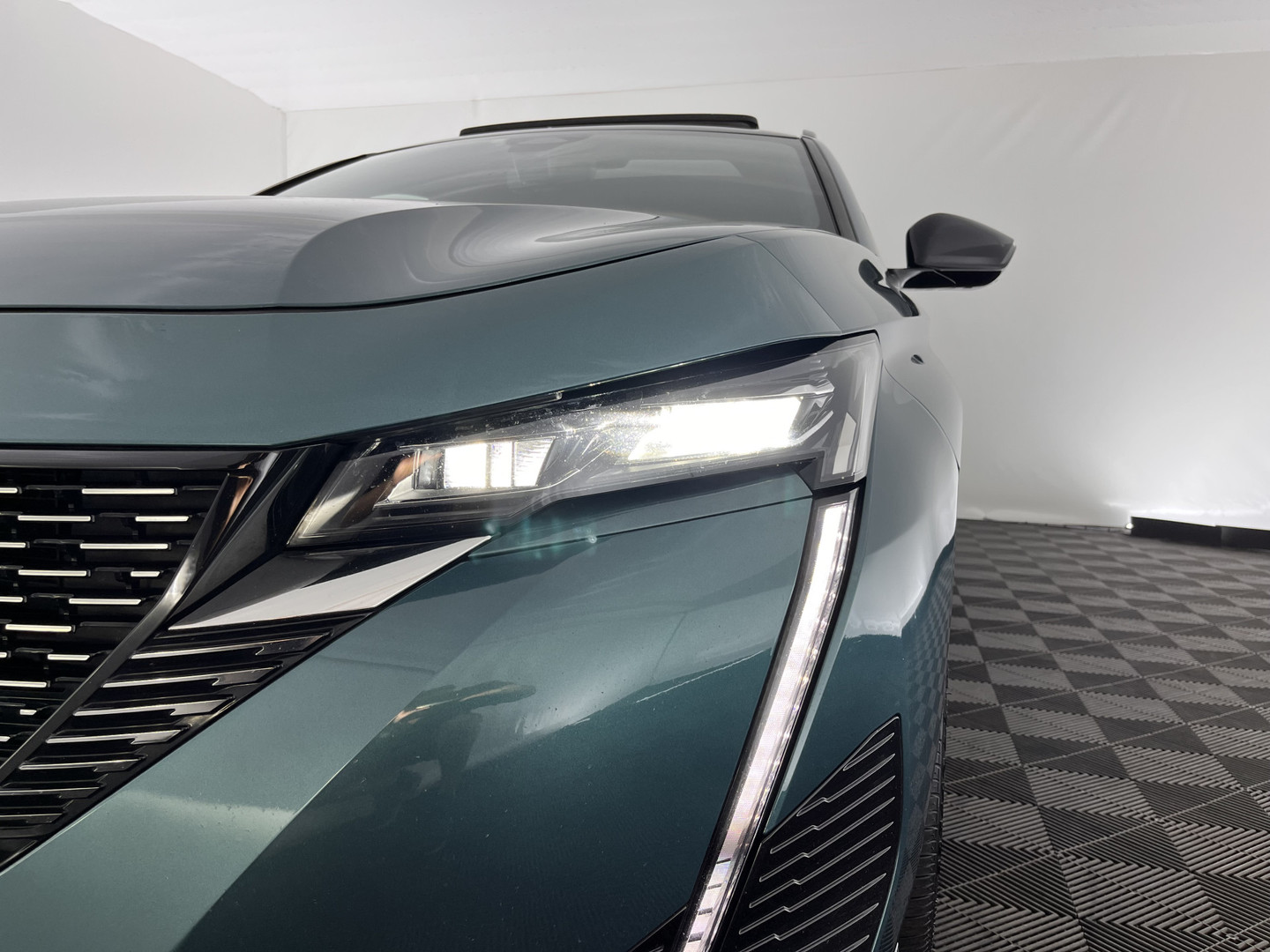 Peugeot Peugeot