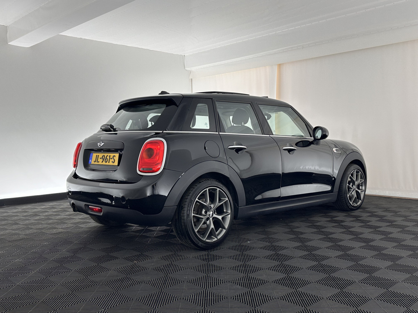 MINI