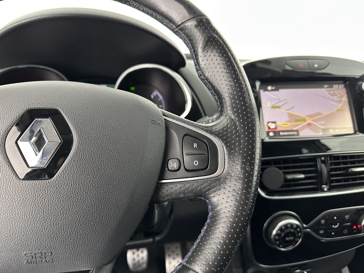 Renault Renault
