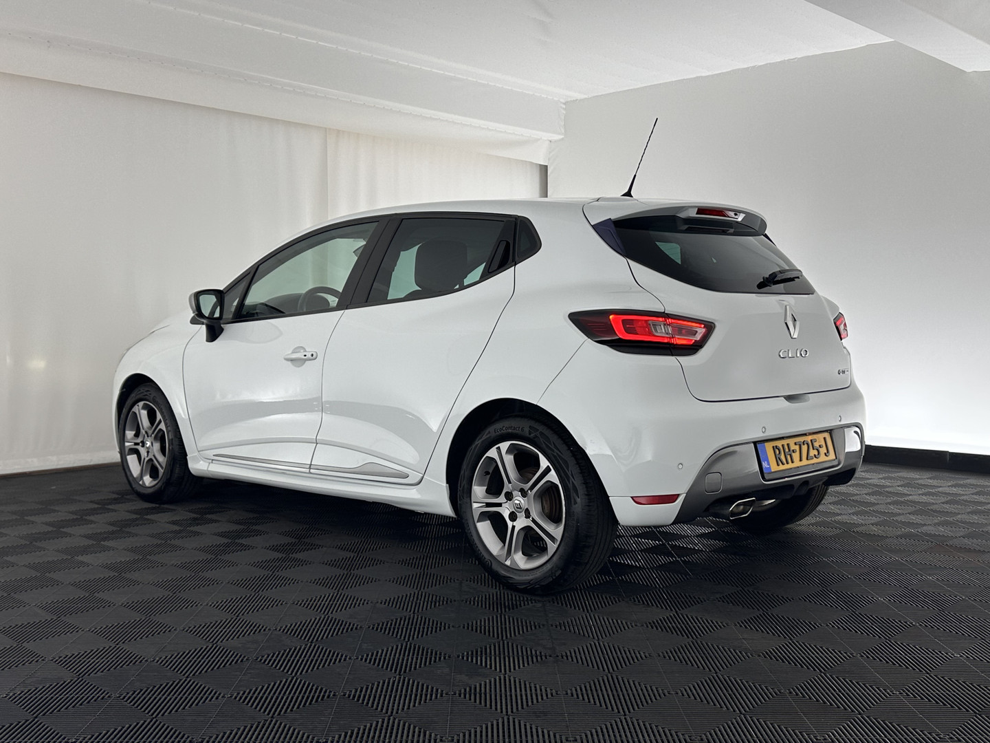 Renault Renault