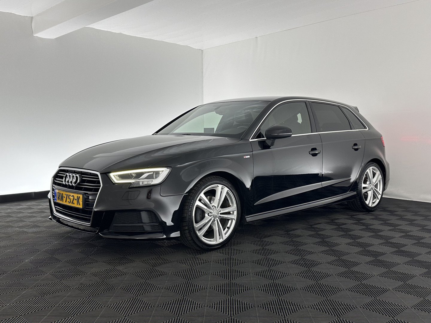 Audi Audi