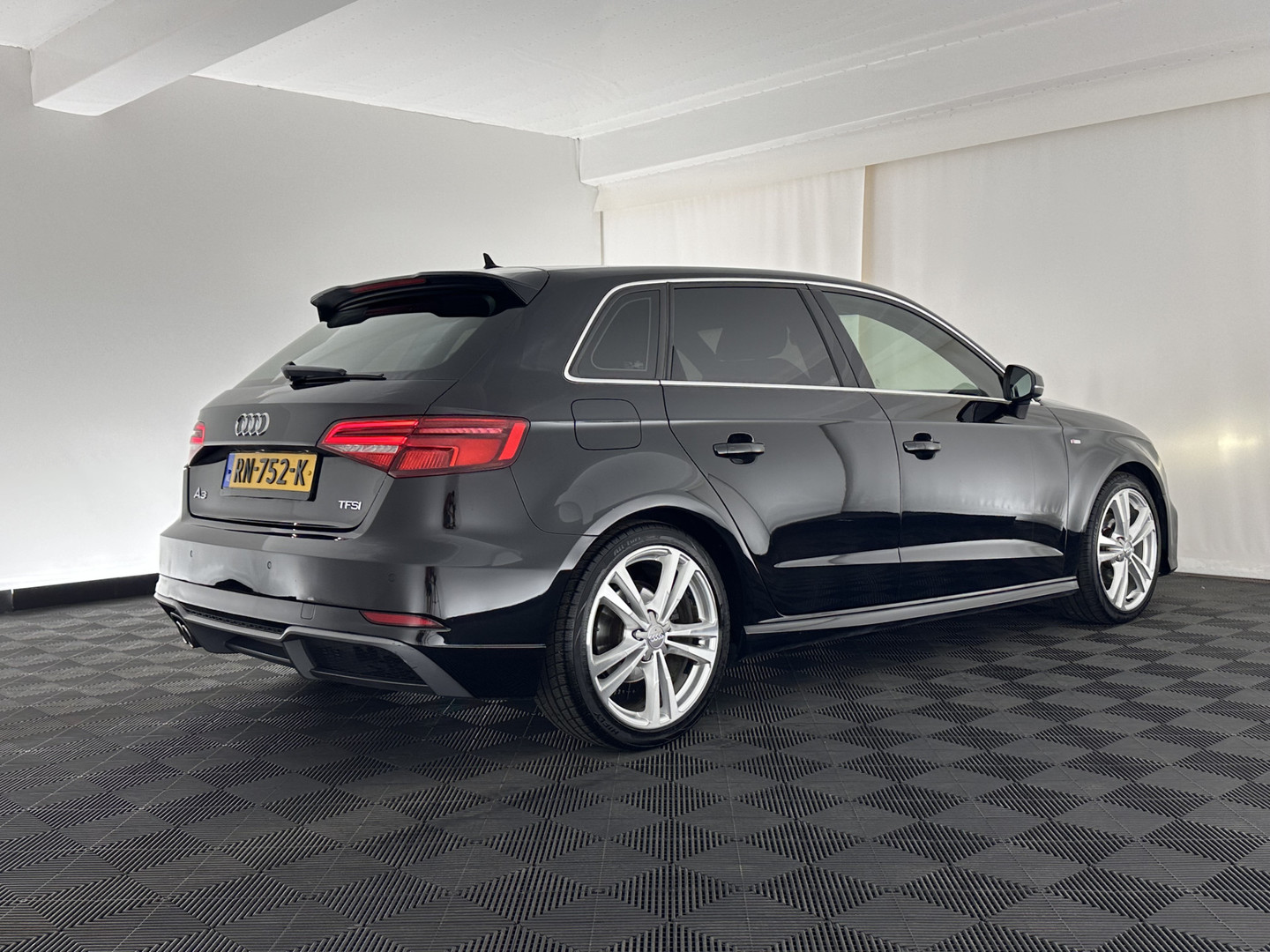 Audi Audi