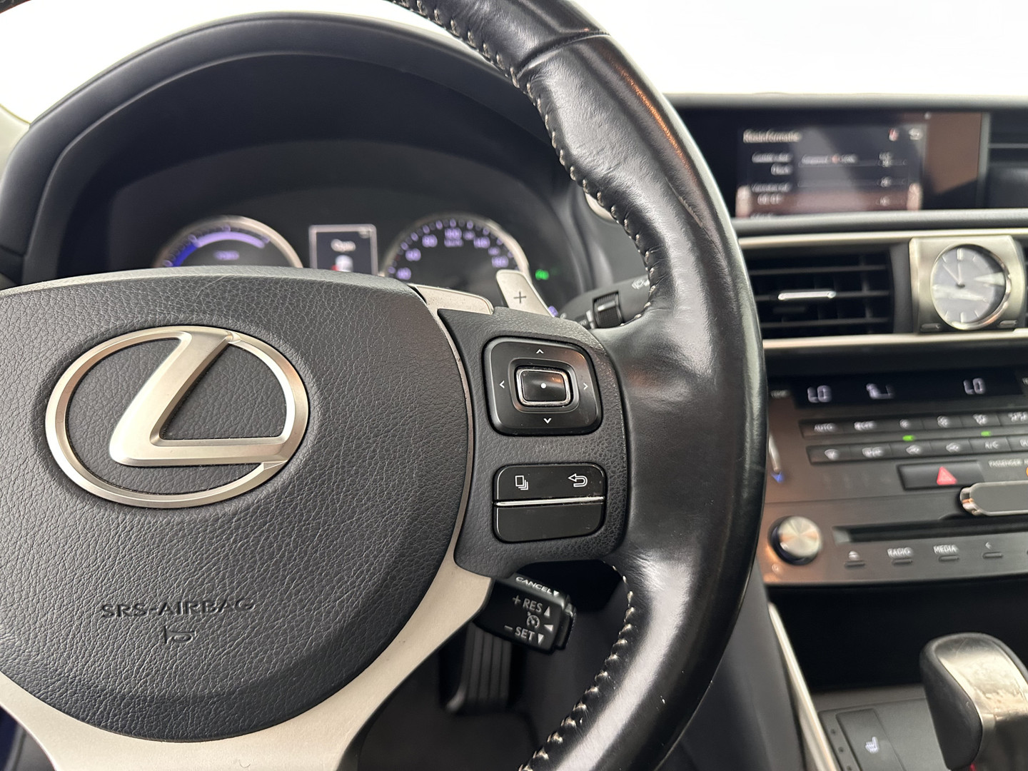 Lexus Lexus