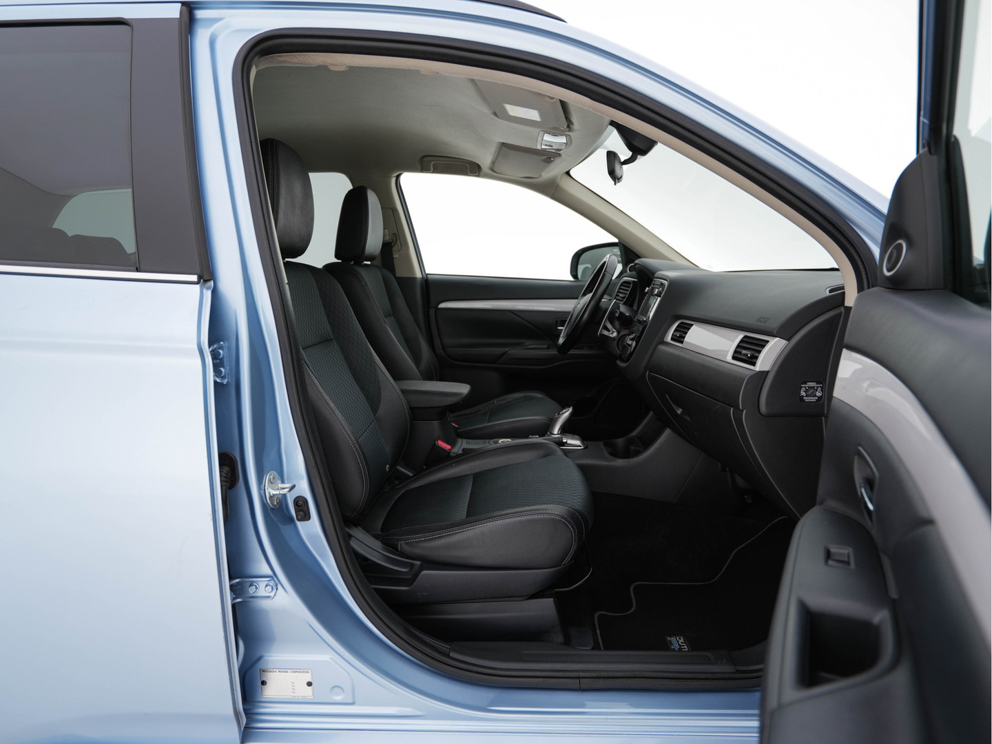 Mitsubishi Mitsubishi