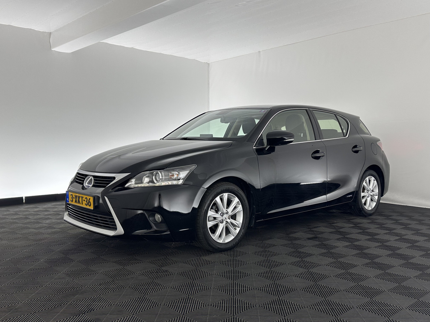 Lexus