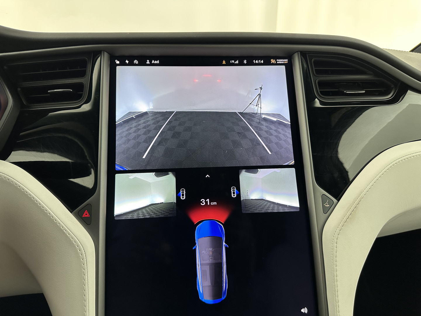Tesla Tesla