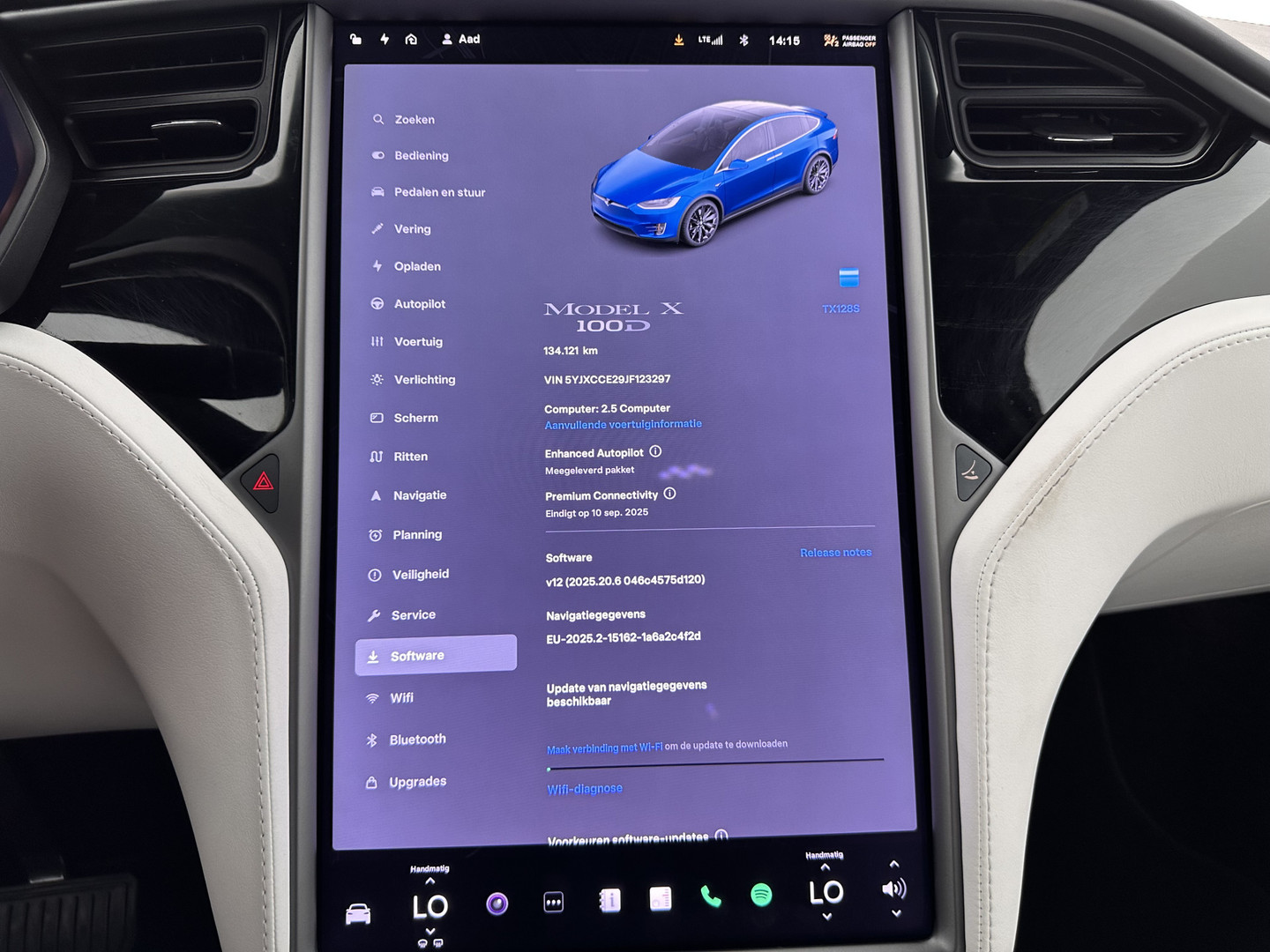 Tesla Tesla
