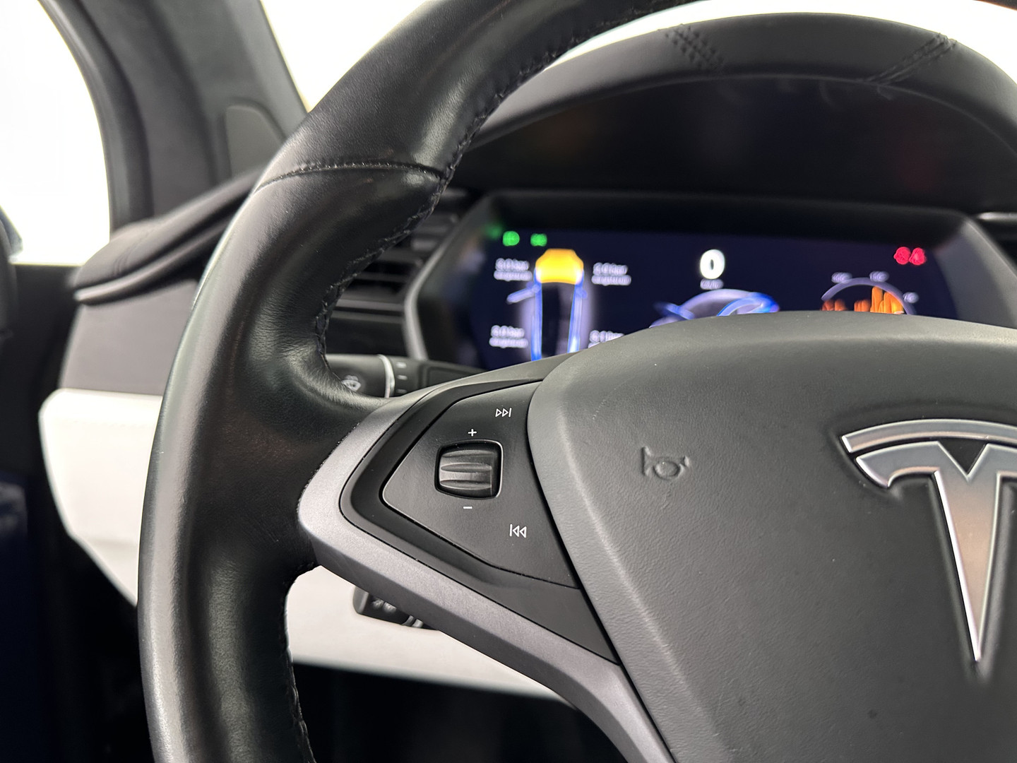 Tesla Tesla