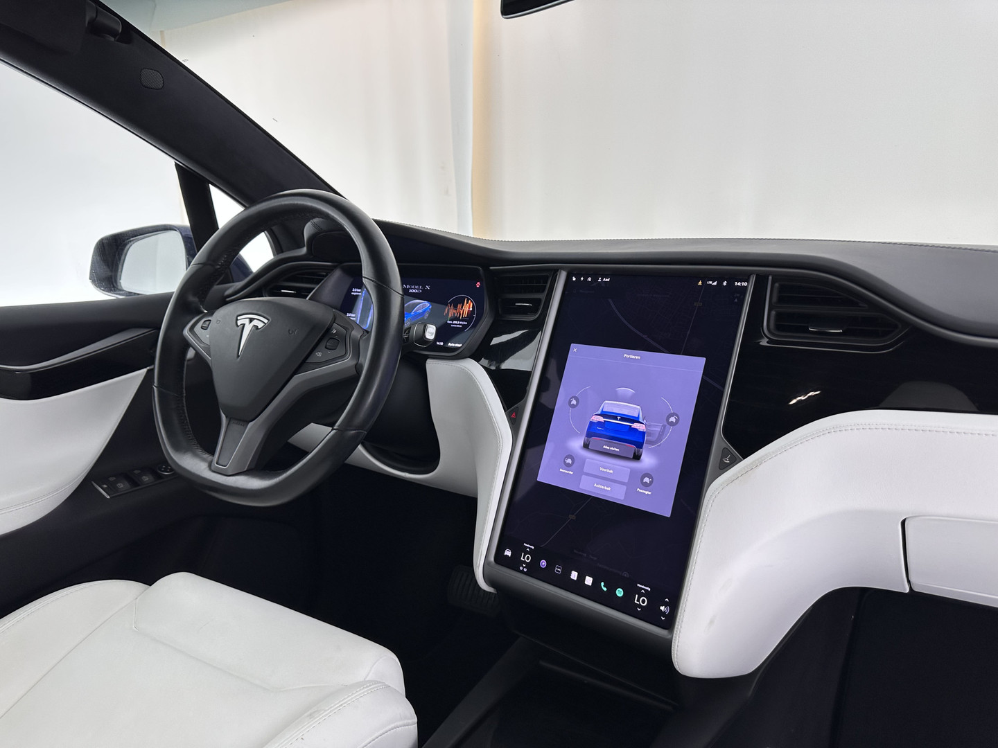 Tesla Tesla