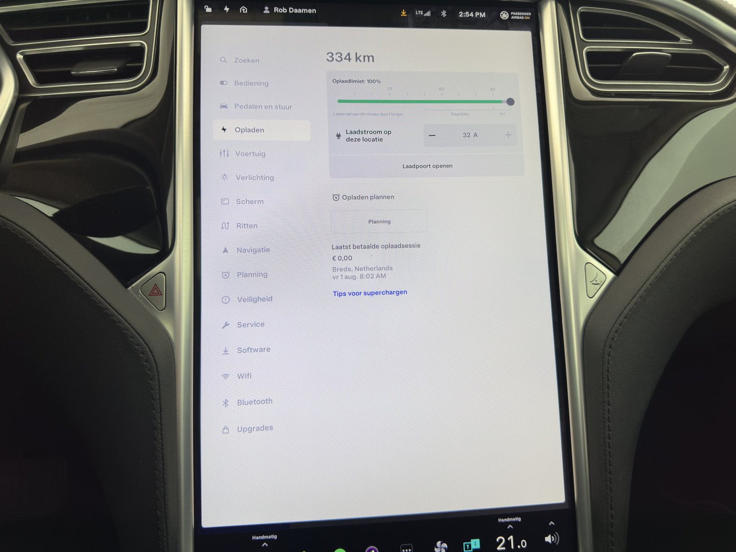 Tesla Tesla