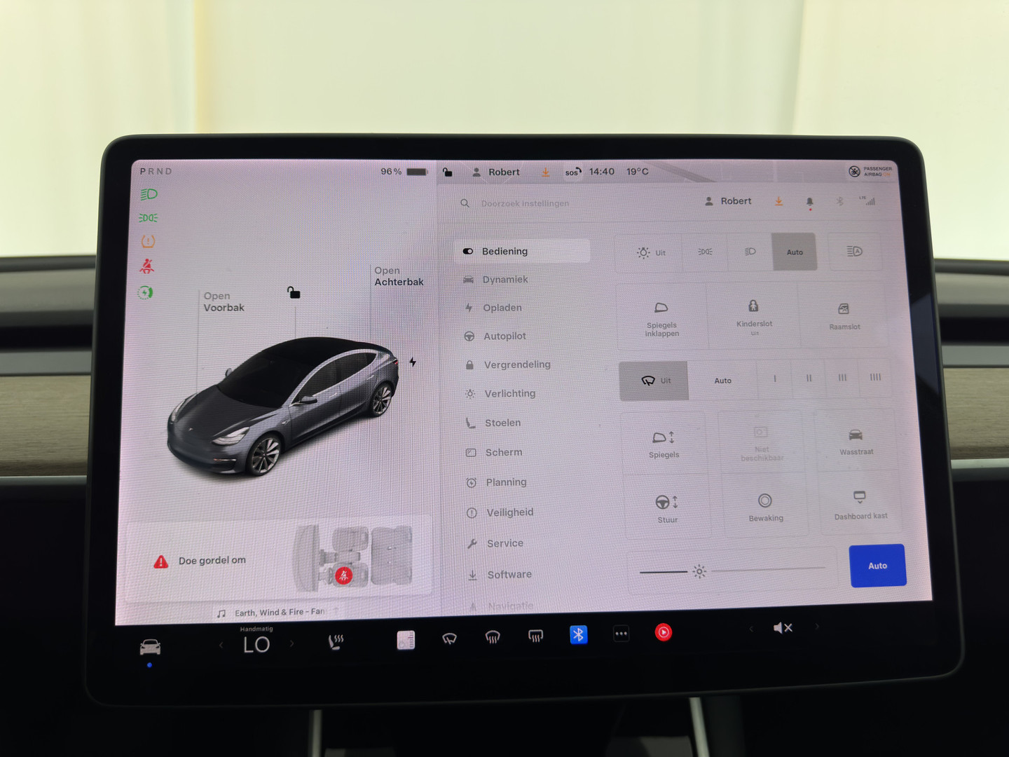 Tesla Tesla