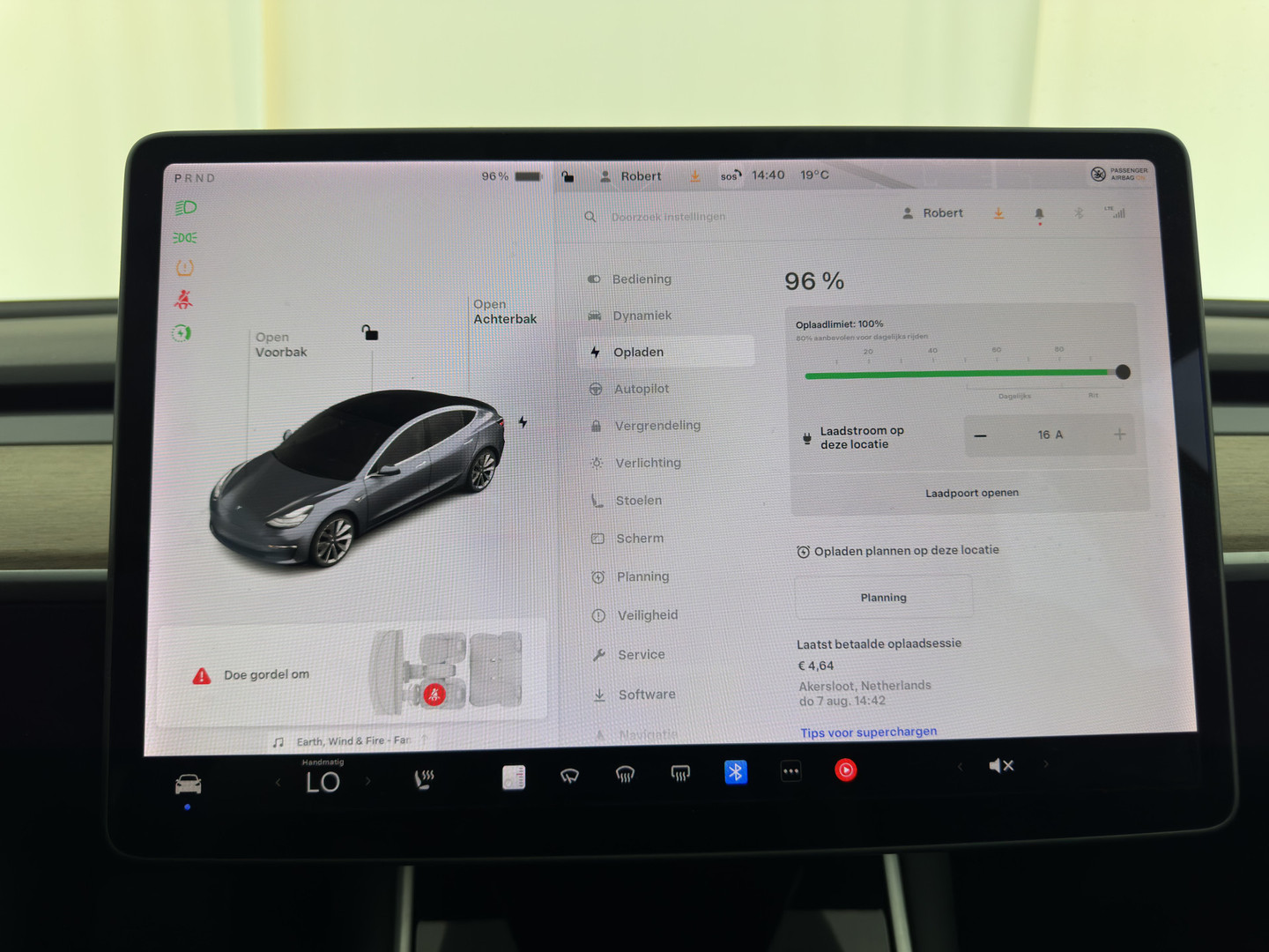Tesla Tesla