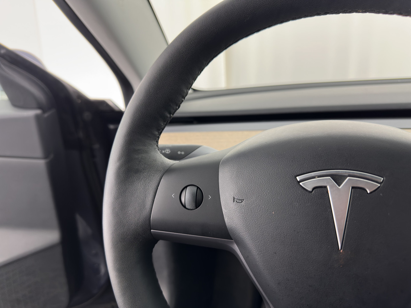 Tesla Tesla