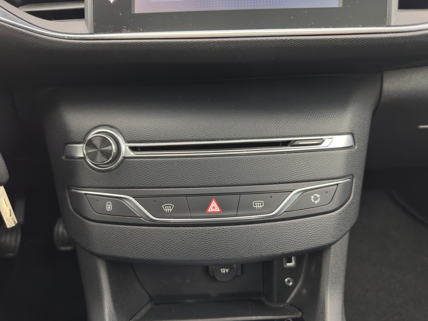 Peugeot Peugeot