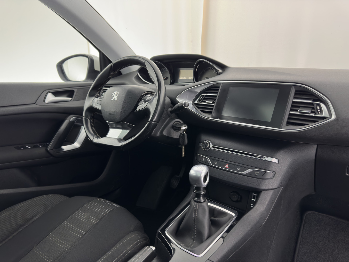 Peugeot Peugeot
