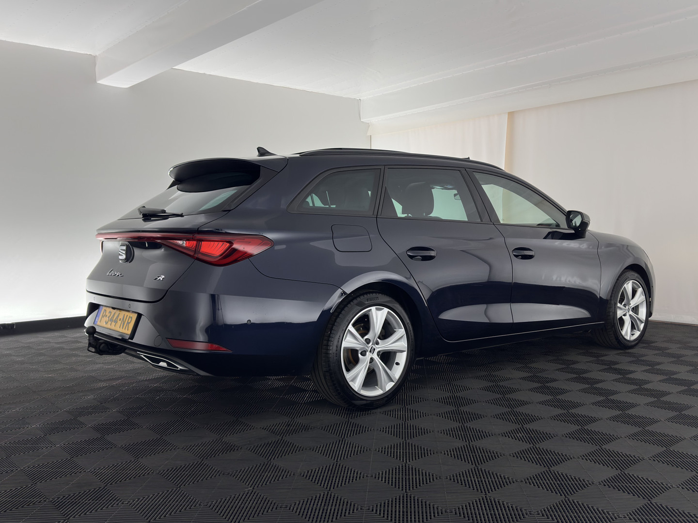 SEAT