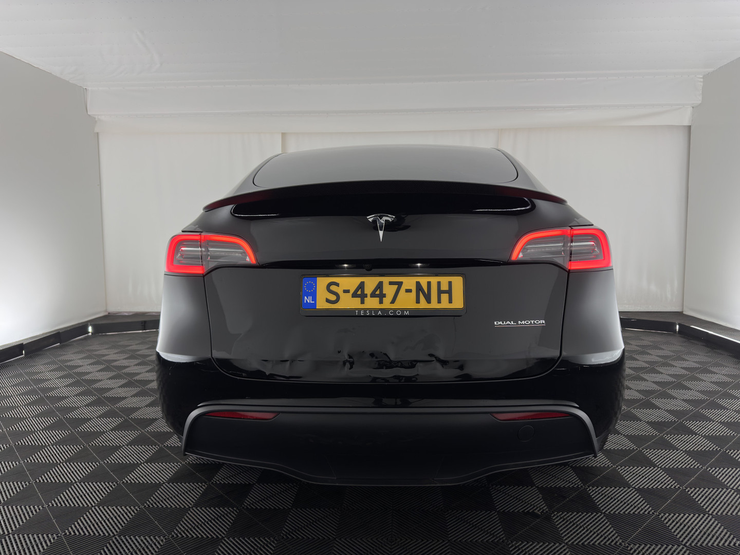 Tesla Tesla
