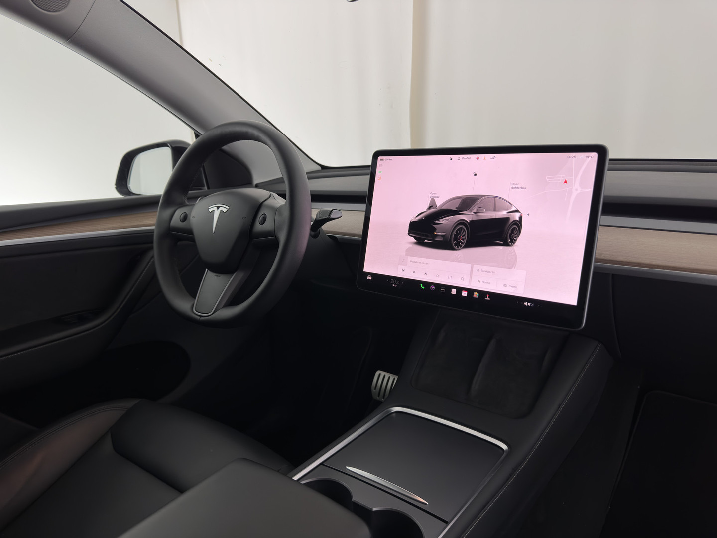 Tesla Tesla