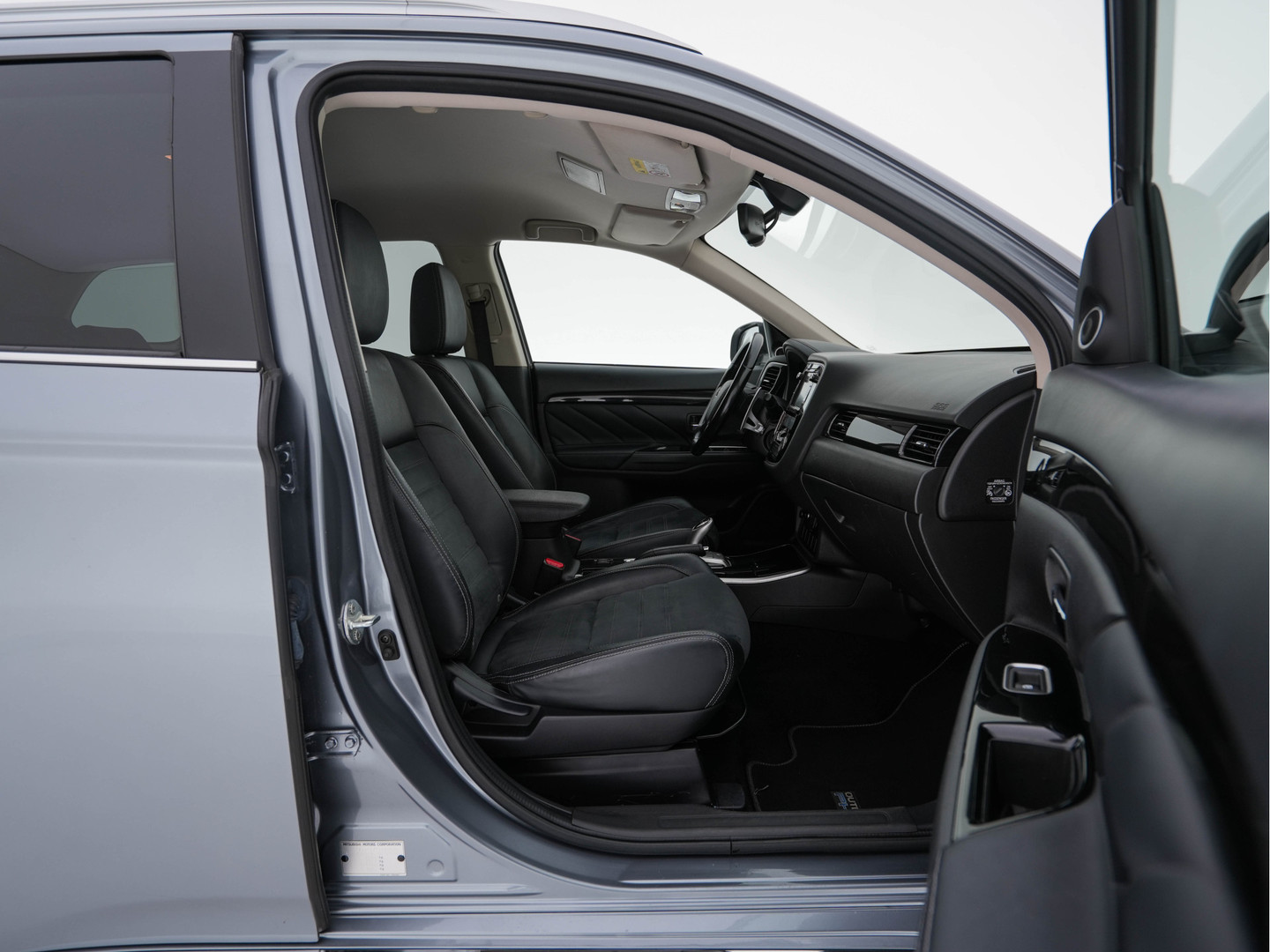 Mitsubishi Mitsubishi