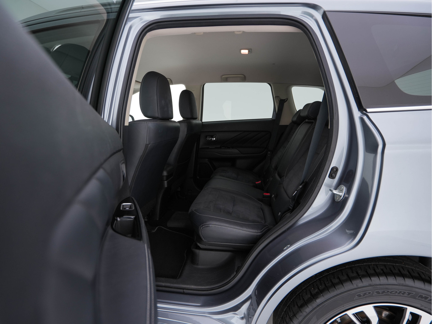 Mitsubishi Mitsubishi