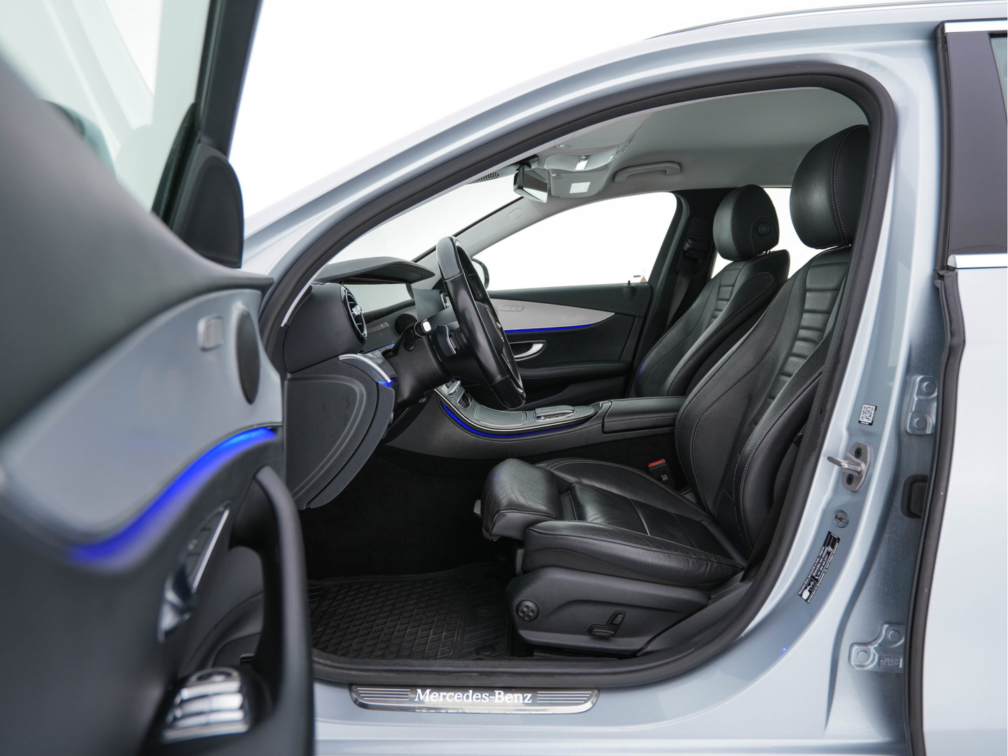 Mercedes-Benz Mercedes-Benz