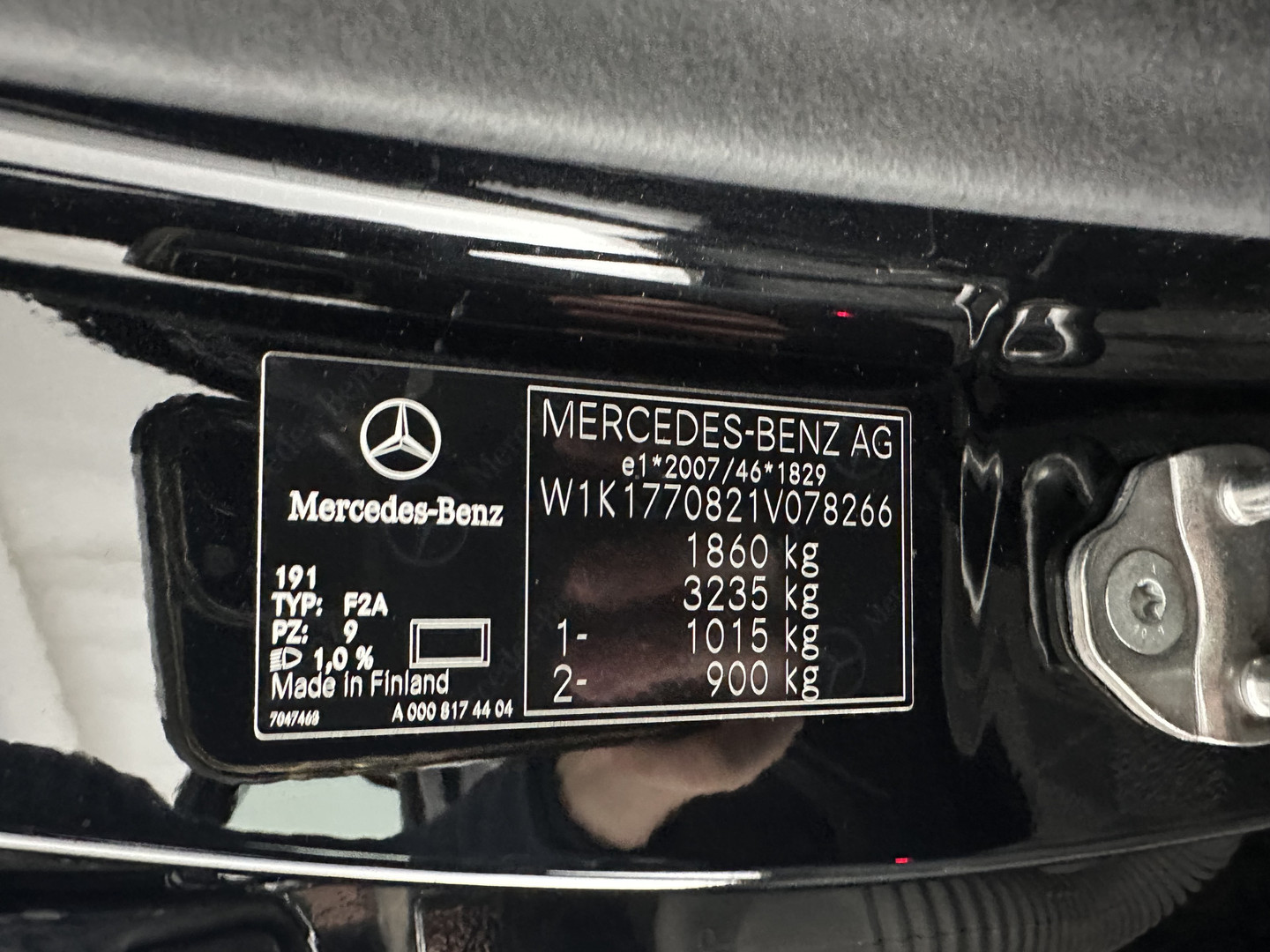 Mercedes-Benz Mercedes-Benz