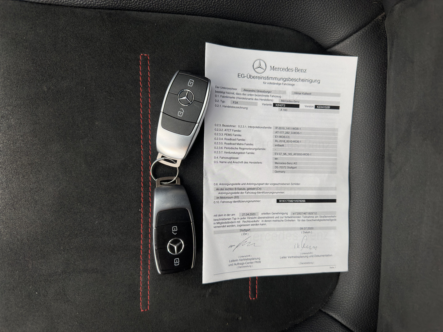 Mercedes-Benz Mercedes-Benz