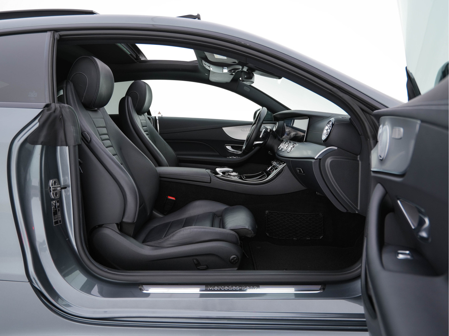 Mercedes-Benz Mercedes-Benz