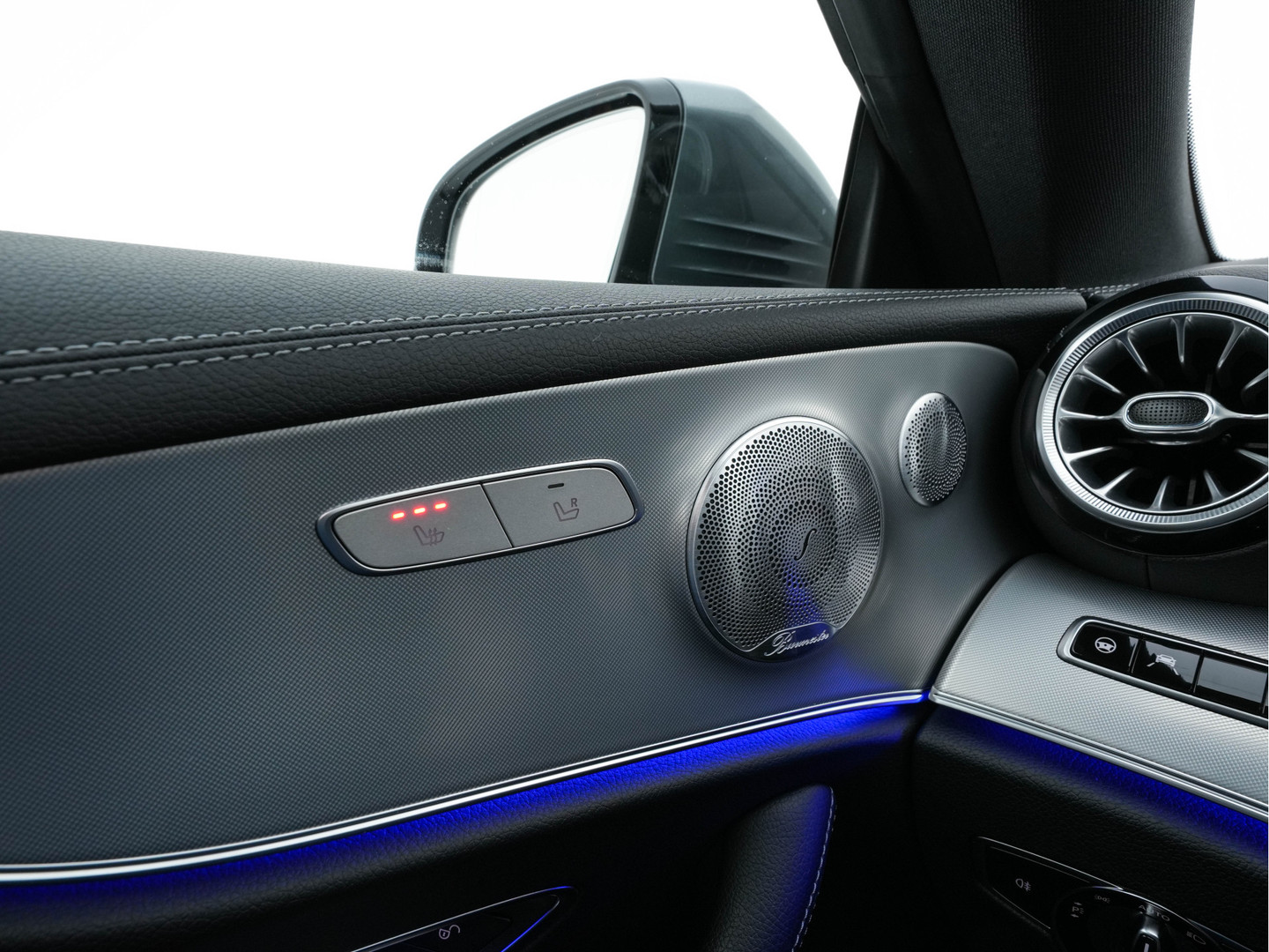 Mercedes-Benz Mercedes-Benz